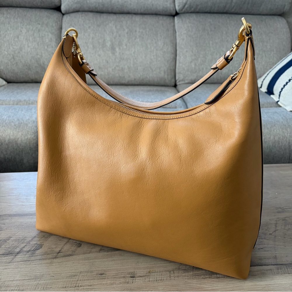 Coach Juliet 38 Honey - Picture 2 of 16